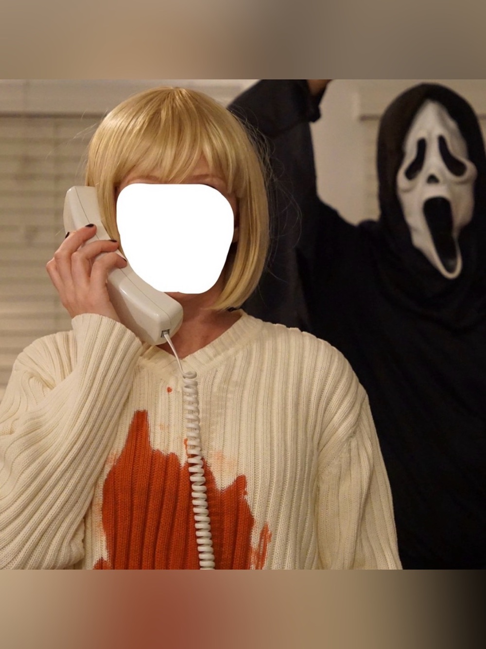 Drew Barrymore as “Casey Becker” in SCREAM for Halloween, fits sizes S-L